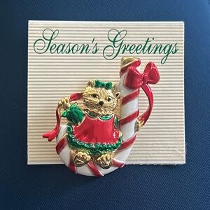 90s vintage gold cat Christmas pin